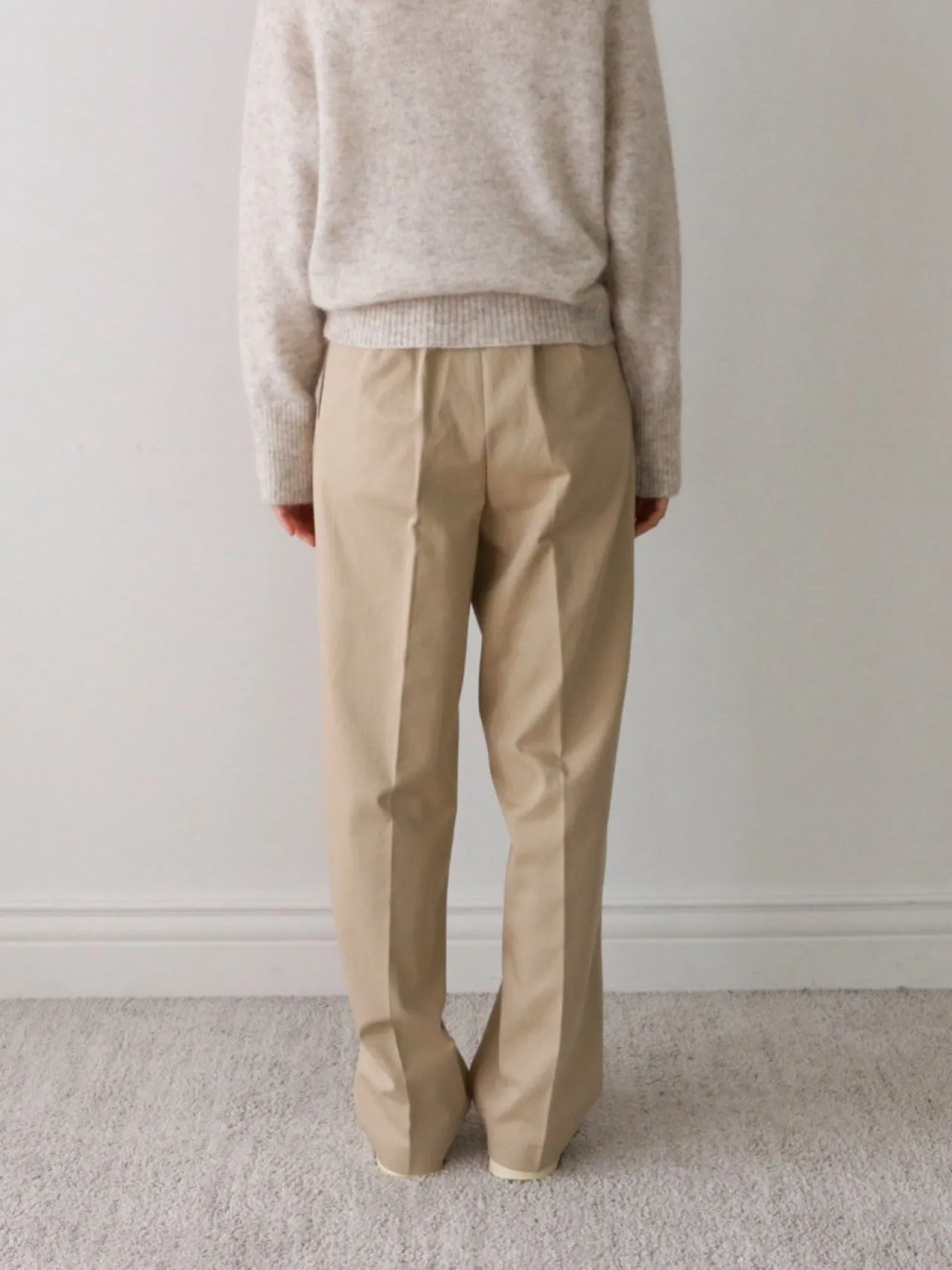 COTTON WIDE TWO PIN TUCK PANTS