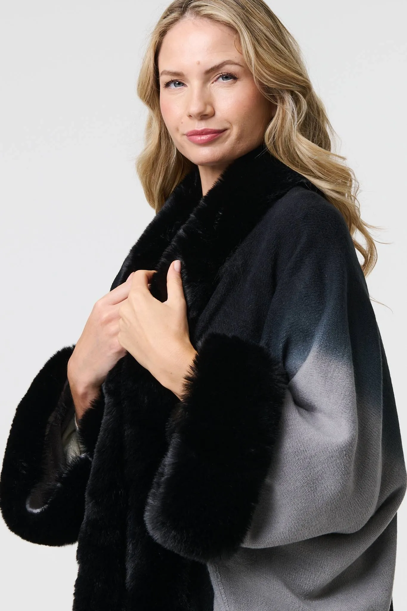 Faux Fur Trim Thigh Length Poncho