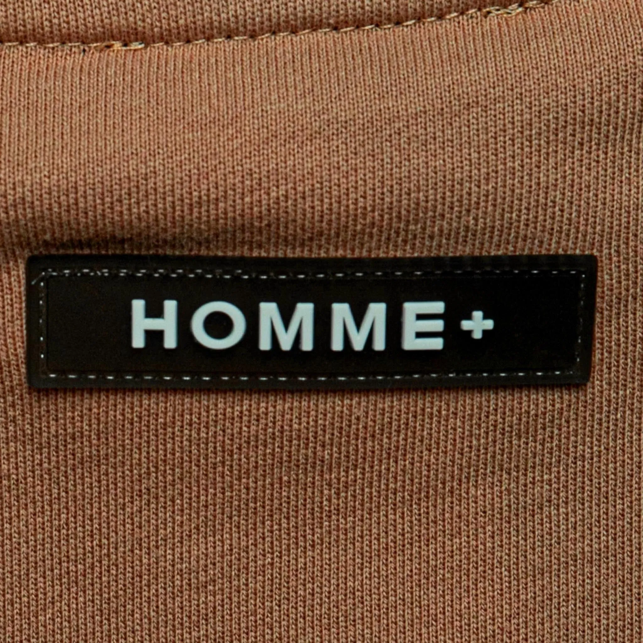 HOMME  Rubber Patch Crewneck Caramel