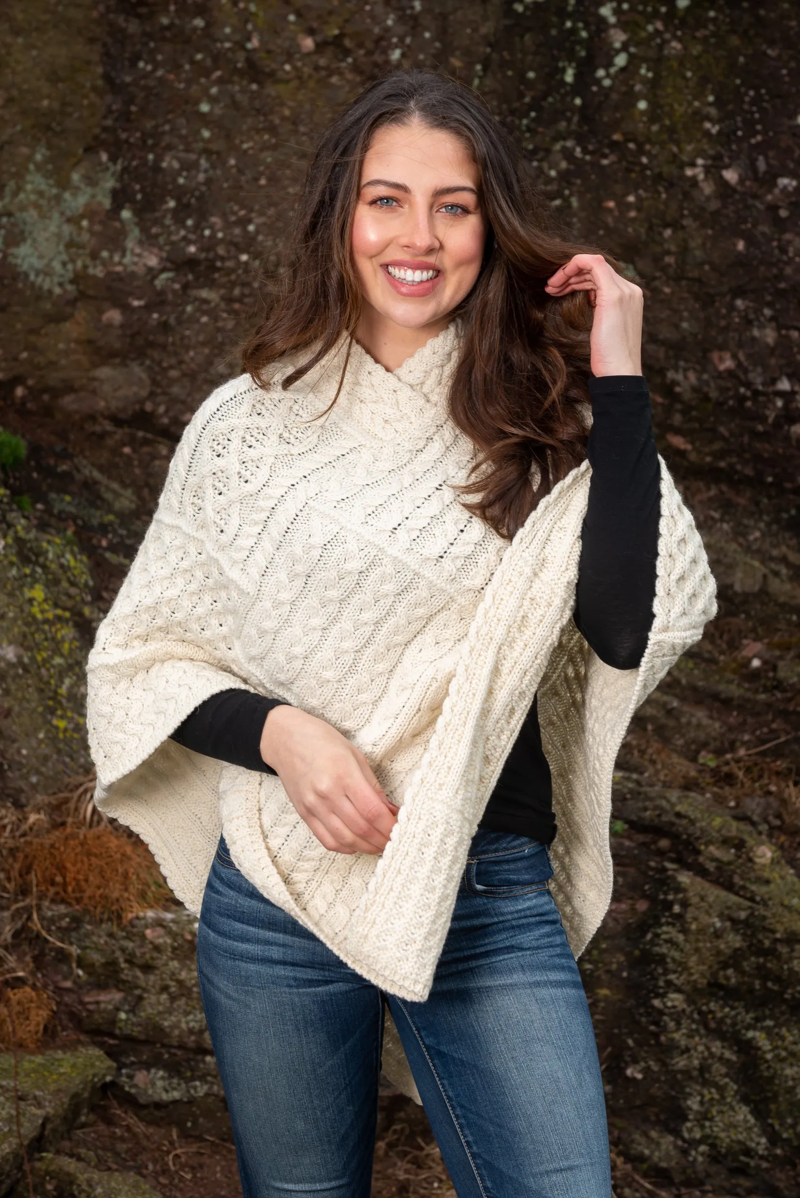 IrelandsEye Poncho | Natural