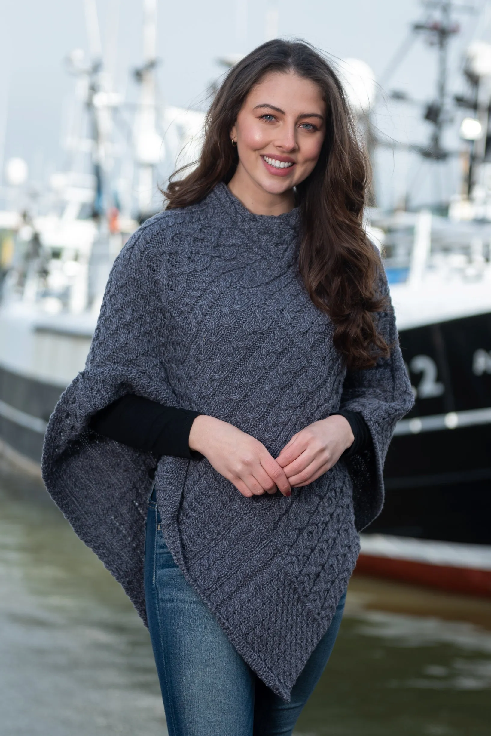 IrelandsEye Poncho | Steel Marl