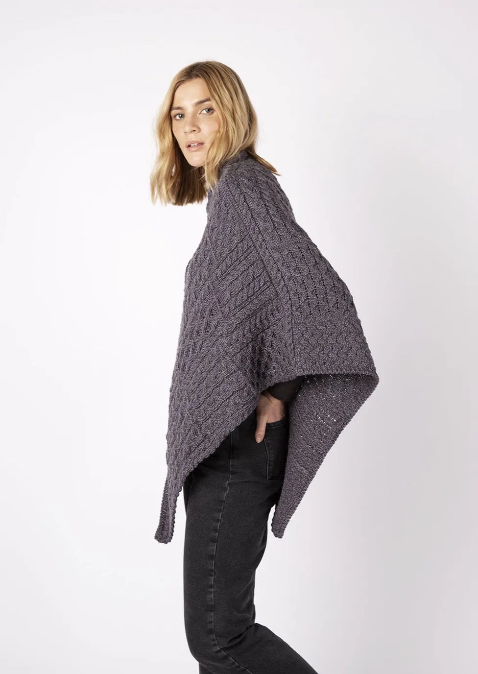 IrelandsEye Poncho | Steel Marl