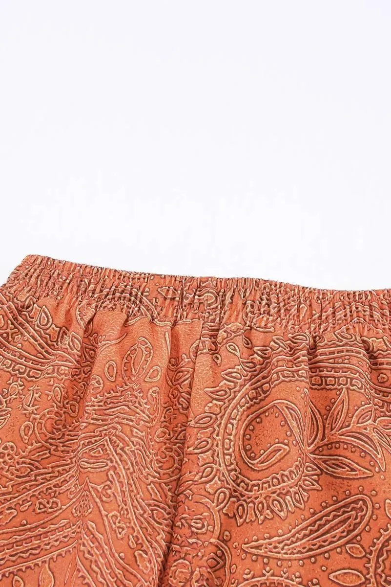 Ladies, Elevate Your Style with Retro Print Drawstring Shorts