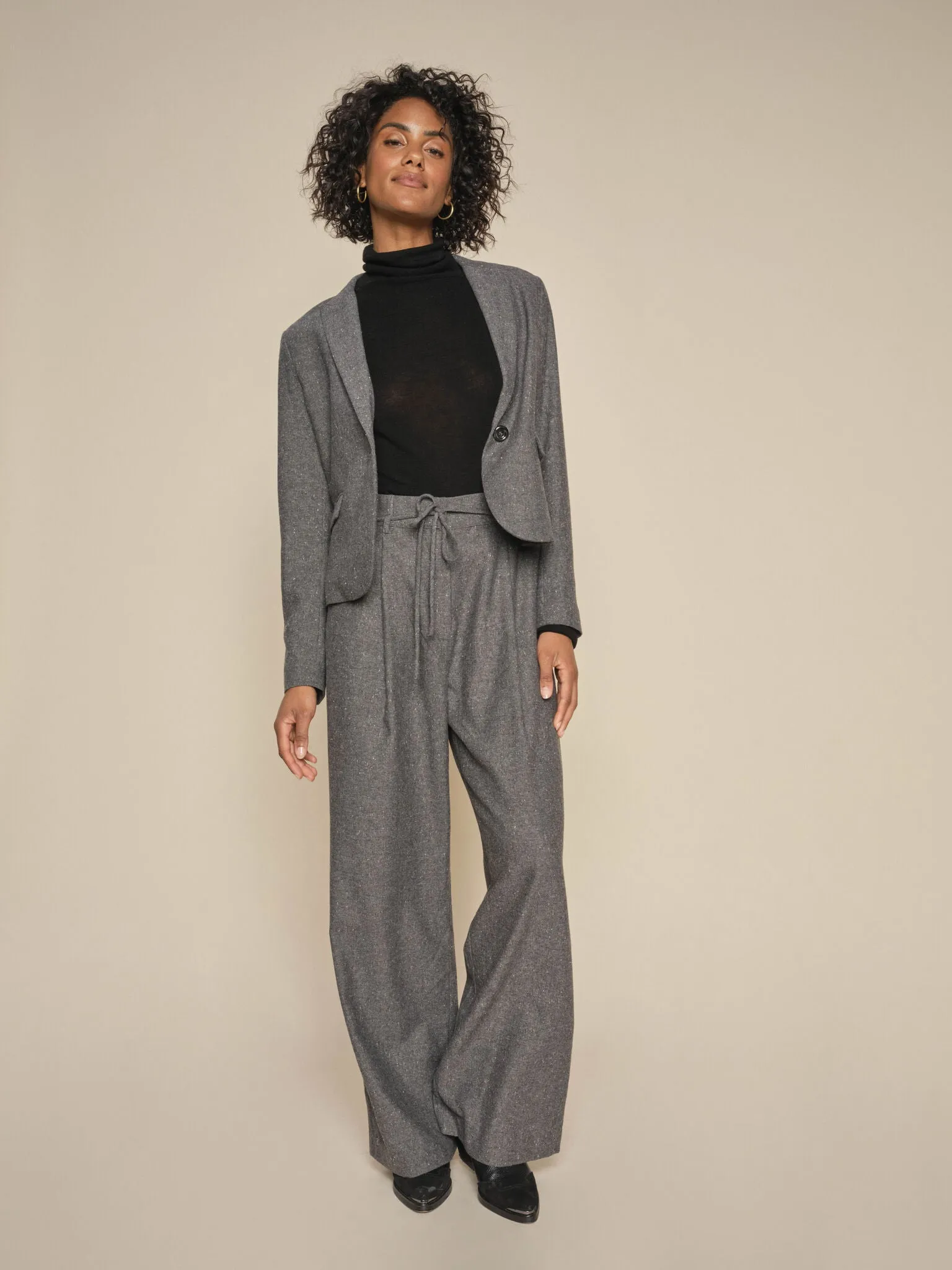 MMLeslie Zenia Pant