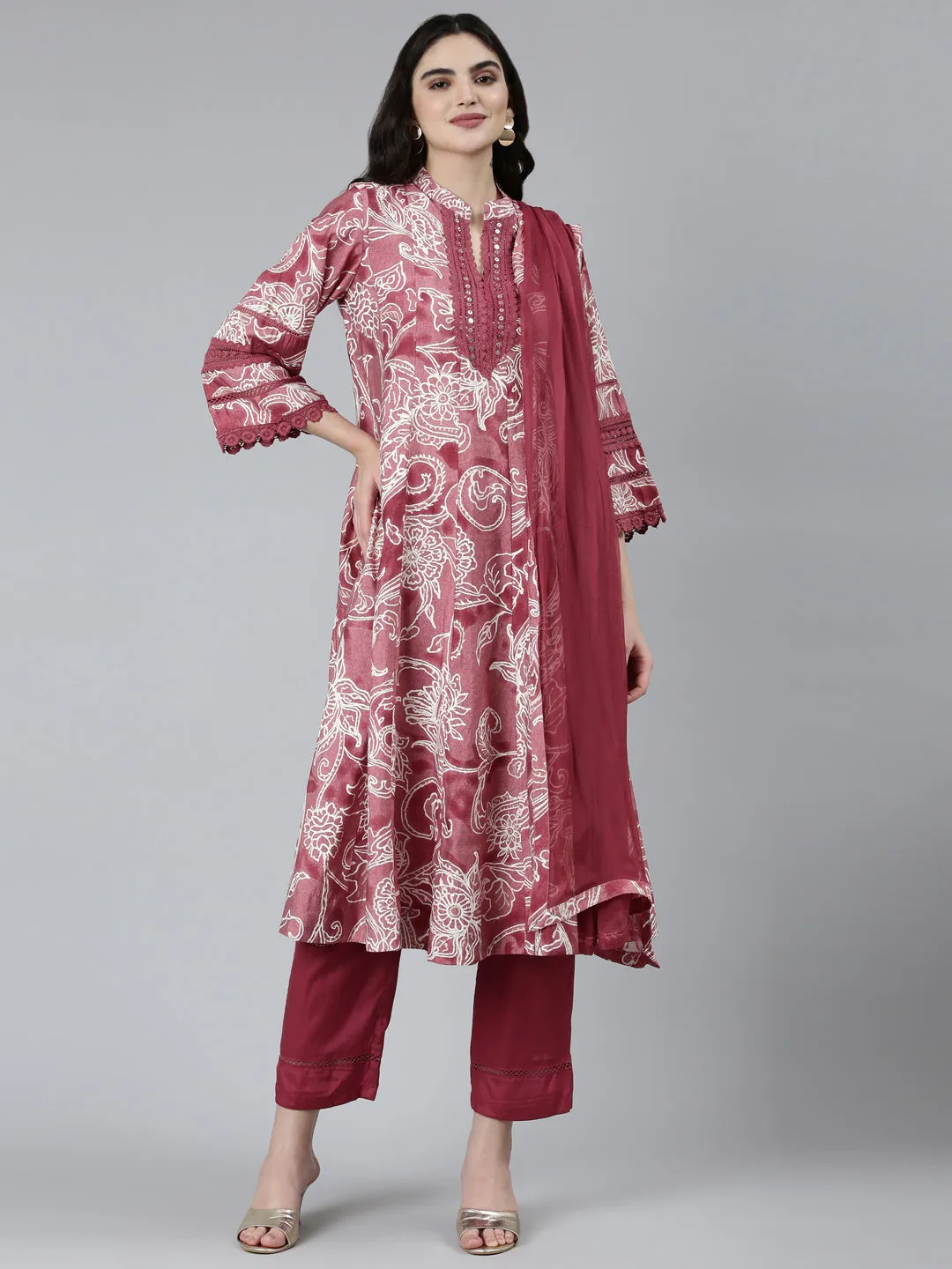 Neeru's Purple Regular Straight Floral Kurta Sets And Trousers With Dupatta