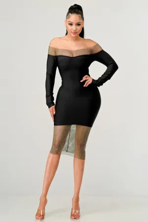 Timeless Elegance - Sleek Black Fitted Dress